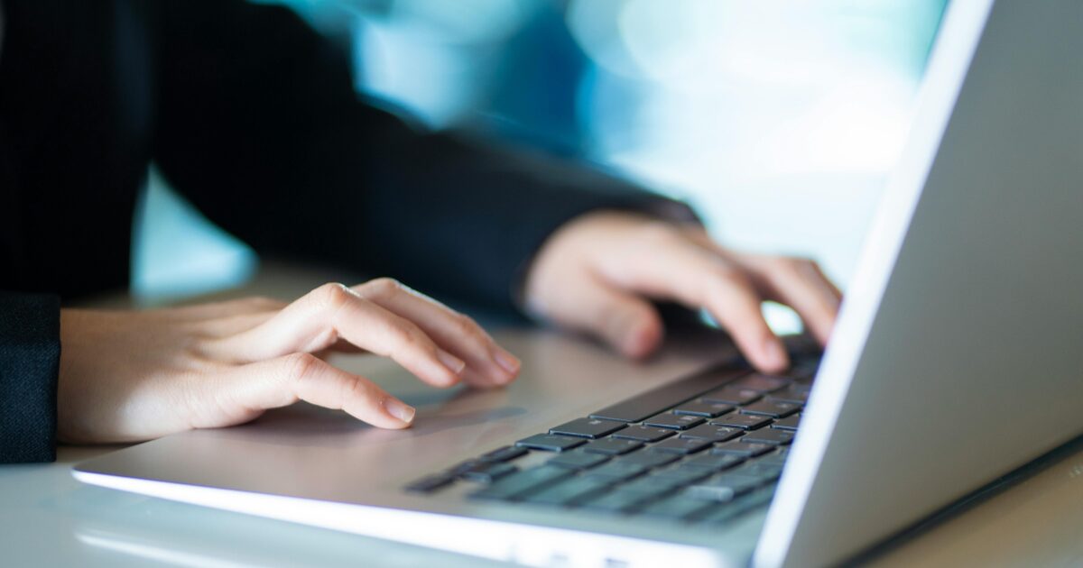 正社員求人広告の書き方ガイド｜応募を増やすための訴求ポイントと効果的な方法