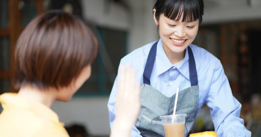 飲食店の求人広告のコツ｜応募が増える原稿作成法と成功事例を紹介